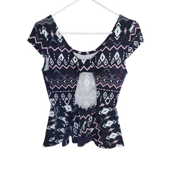 Shirt - Picture 2 of 3